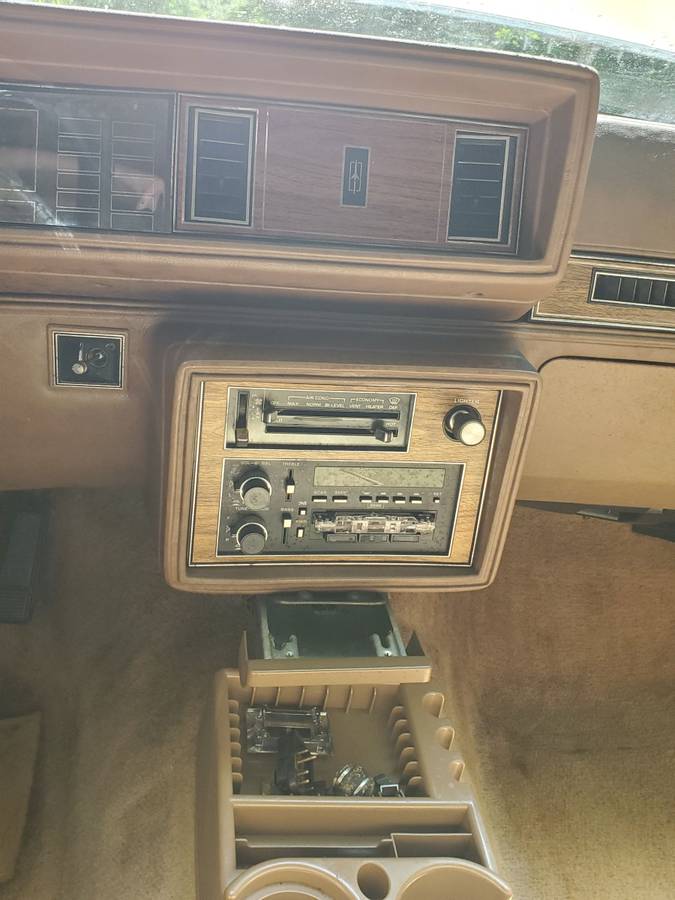 Oldmobile-cutlass-supreme-1987-brown-5