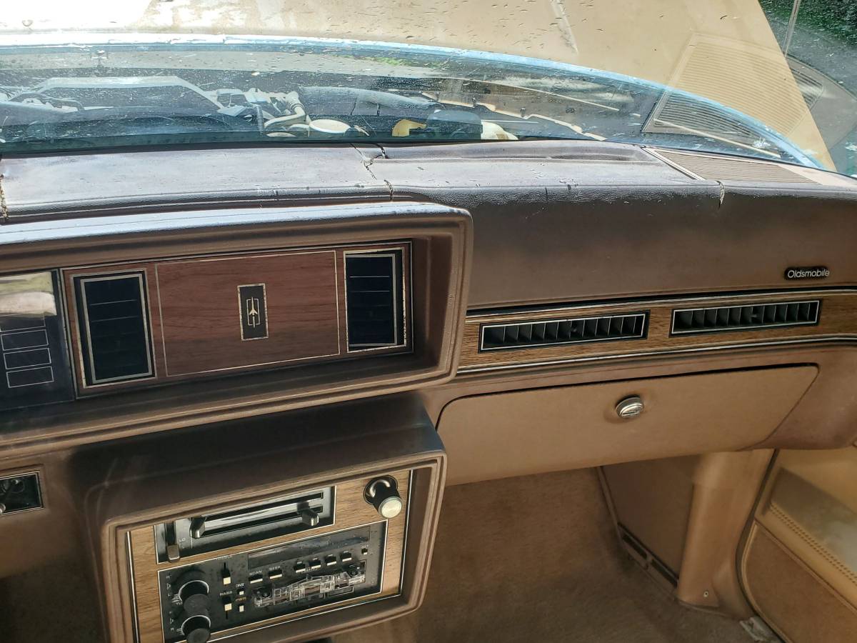 Oldmobile-cutlass-supreme-1987-brown-7