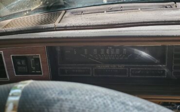 Oldmobile-cutlass-supreme-1987-brown-8