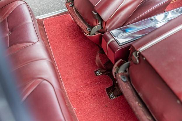 Oldmobile-toronado-1967-red-18