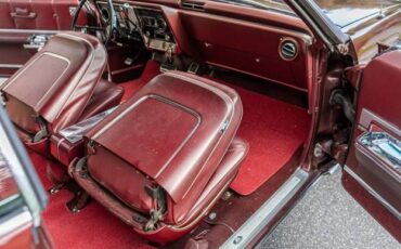 Oldmobile-toronado-1967-red-19