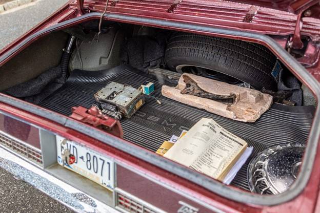 Oldmobile-toronado-1967-red-20