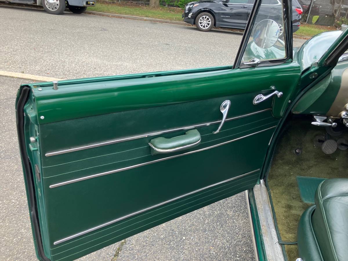 Olds-88-convertible-1950-green-13