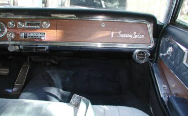 Olds-98-regency-1965-blue-15