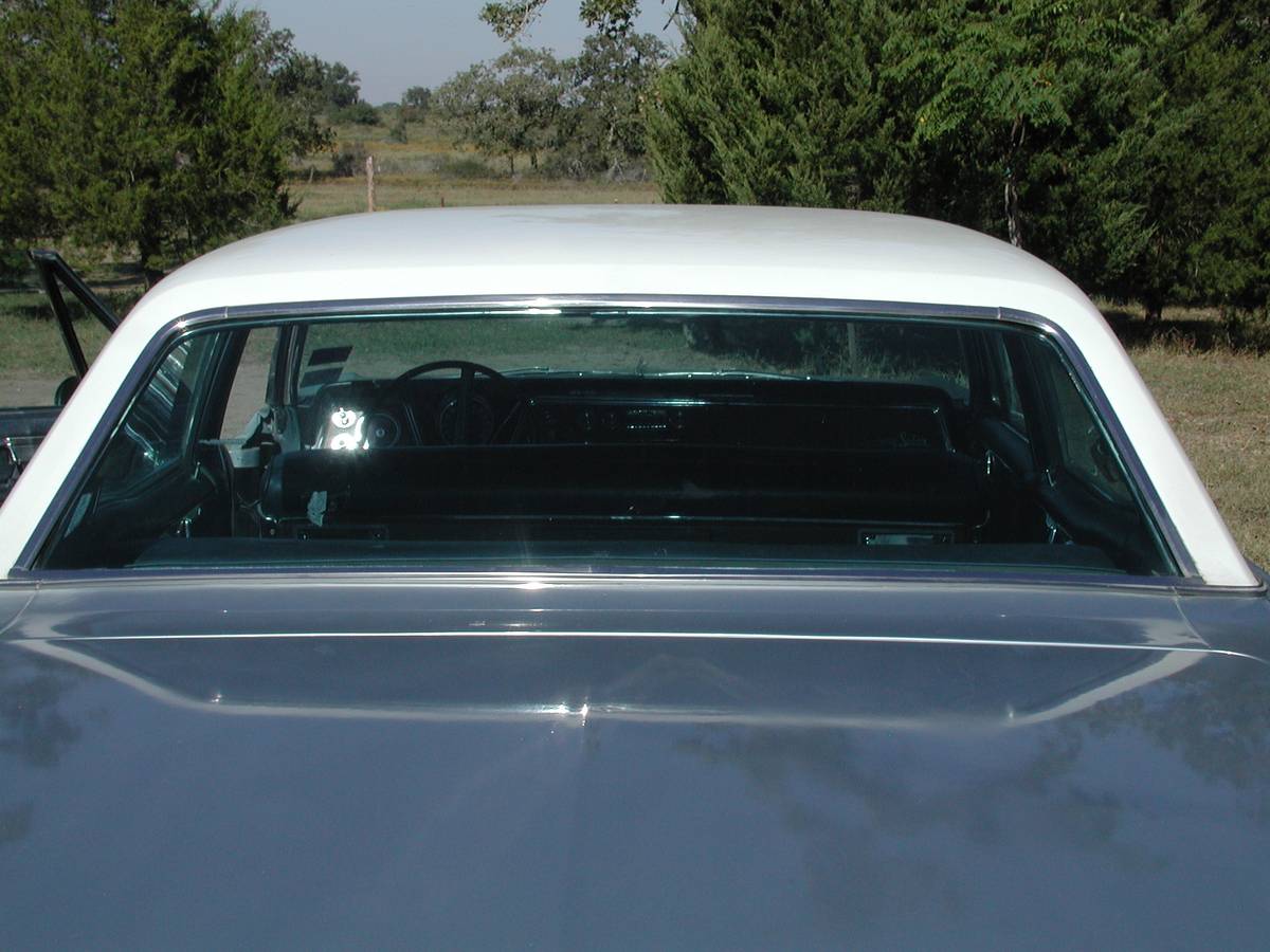 Olds-98-regency-1965-blue-5