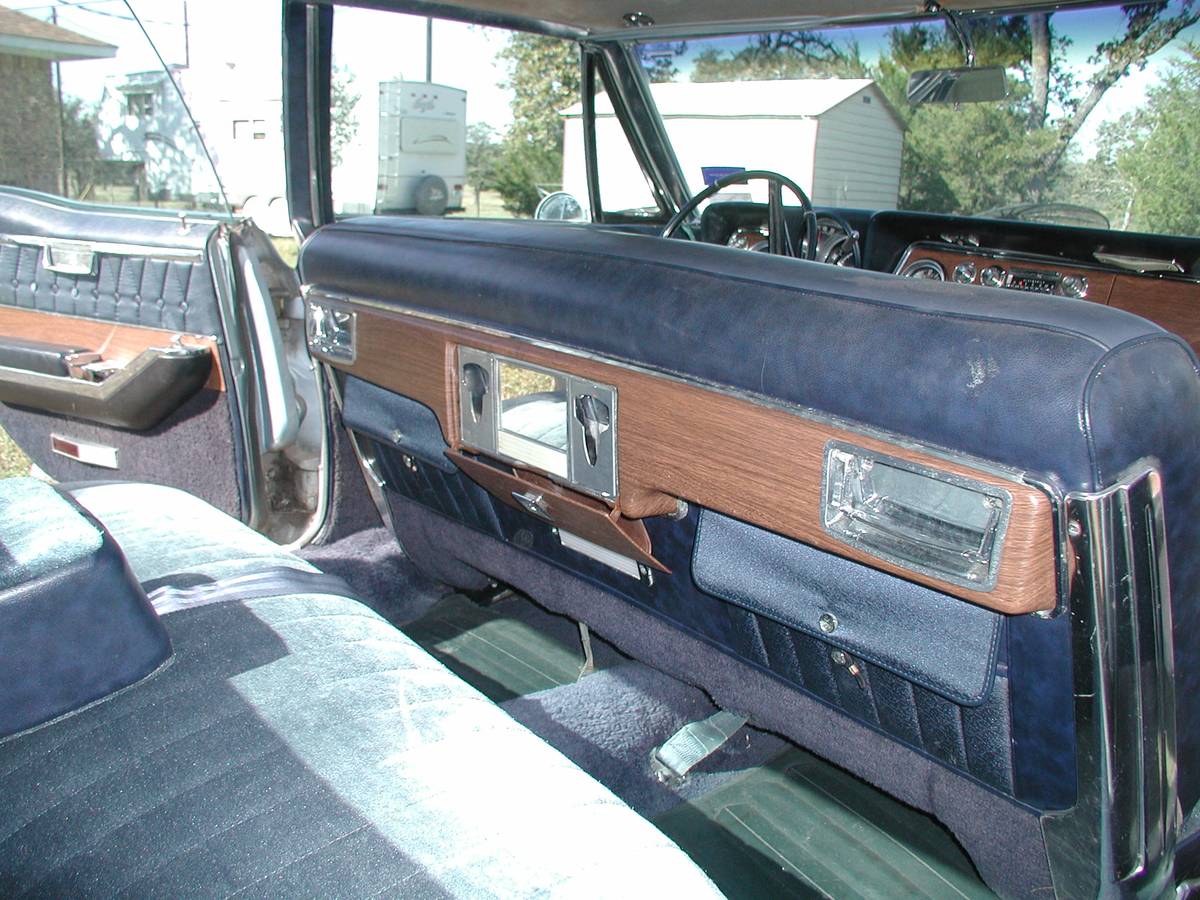 Olds-98-regency-1965-blue-8