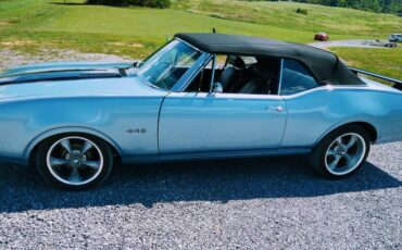 Olds-cutlass-1968-blue-15