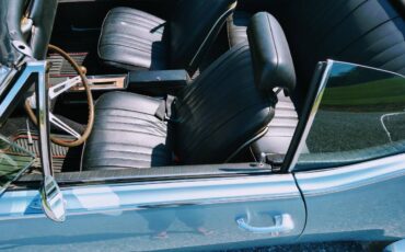 Olds-cutlass-1968-blue-3