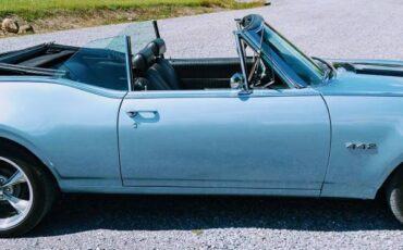 Olds-cutlass-1968-blue