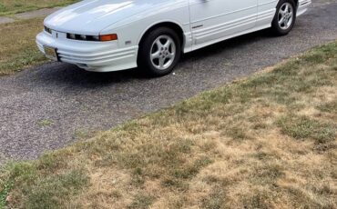 Olds-cutlass-supreme-1994-white-1
