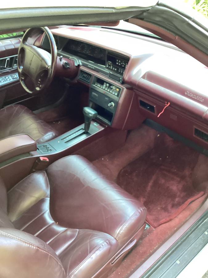 Olds-cutlass-supreme-1994-white-16