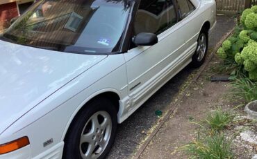 Olds-cutlass-supreme-1994-white-5