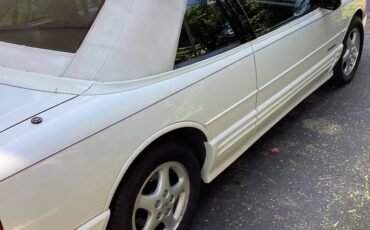 Olds-cutlass-supreme-1994-white-6