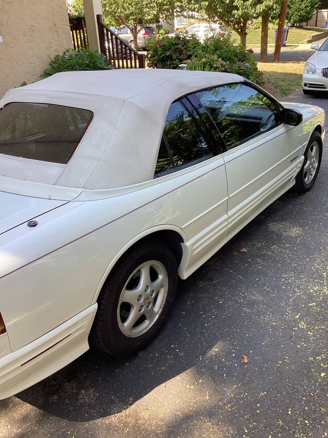 Olds-cutlass-supreme-1994-white-6