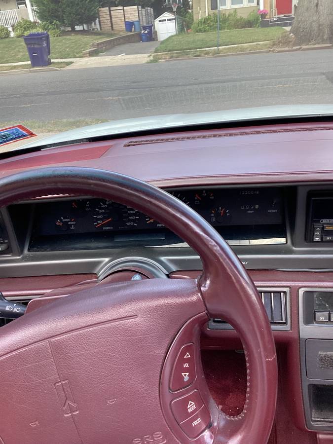 Olds-cutlass-supreme-1994-white-9