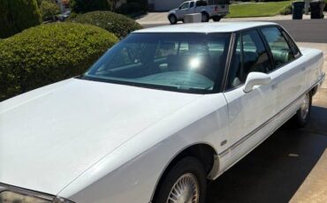 Olds-nintey-eight-1994-white-1