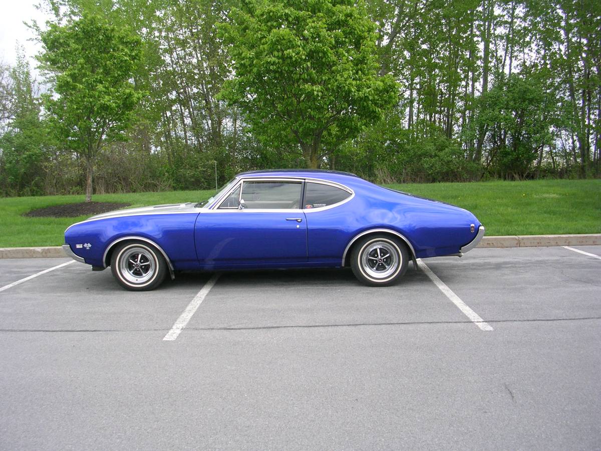 Olds-sport-coupe-1968-blue-2