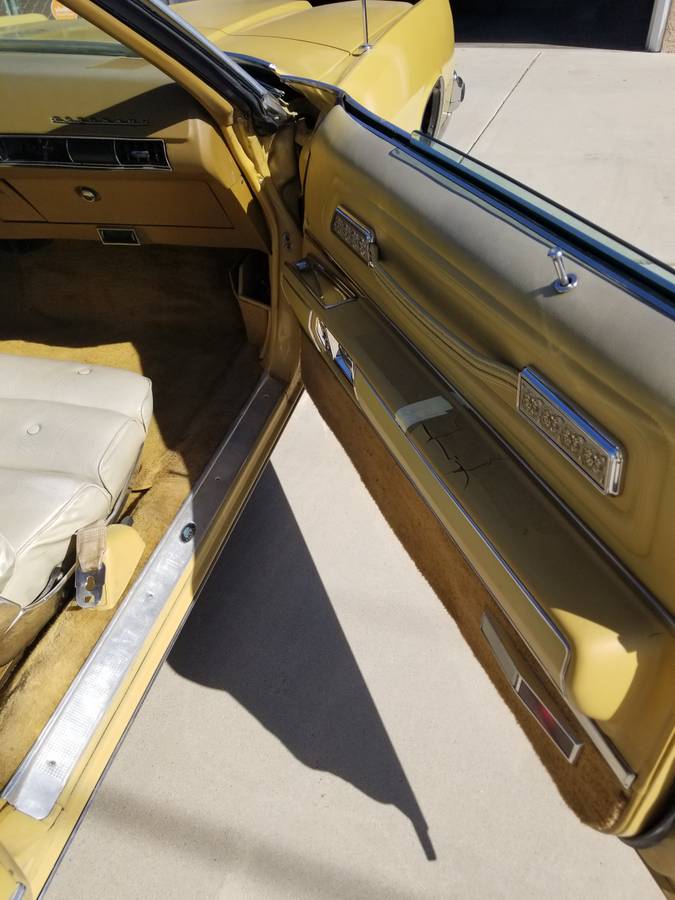 Olds-toronado-1973-yellow-5
