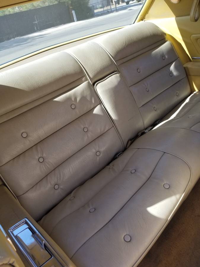 Olds-toronado-1973-yellow-8