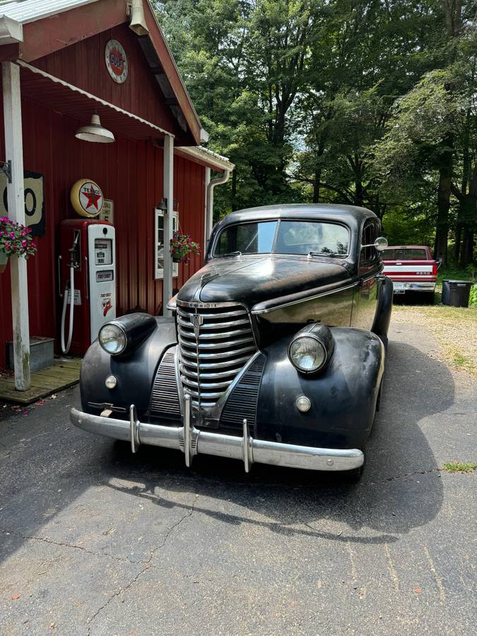 Oldsmobile-1938-1