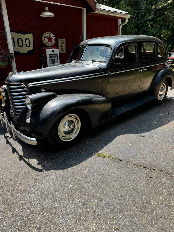 Oldsmobile-1938-4