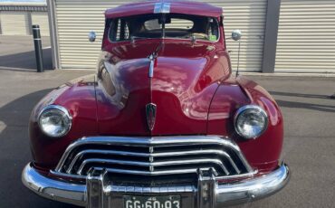 Oldsmobile-1946-red-1