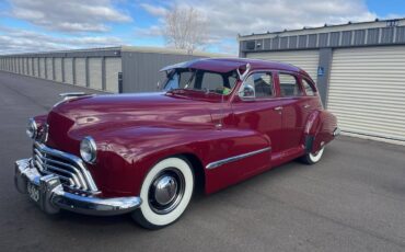 Oldsmobile-1946-red