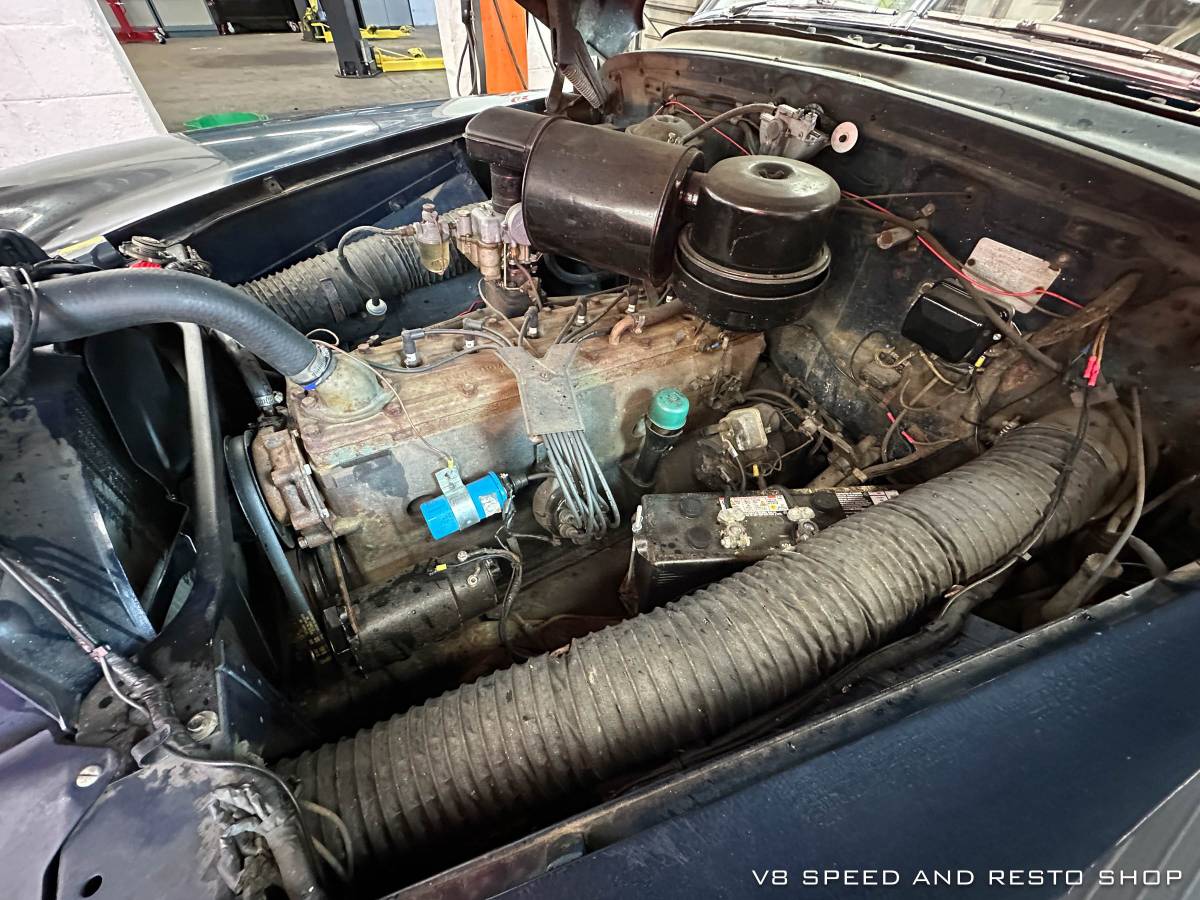 Oldsmobile-1948-blue-11