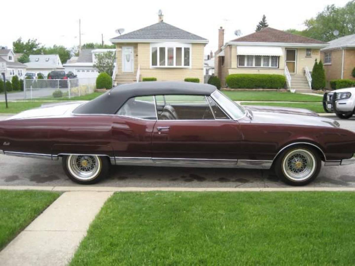 Oldsmobile-1967-custom-8