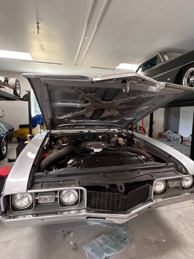 Oldsmobile-1968-11