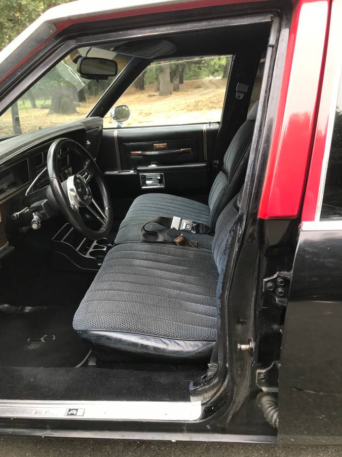 Oldsmobile-1989-black-4