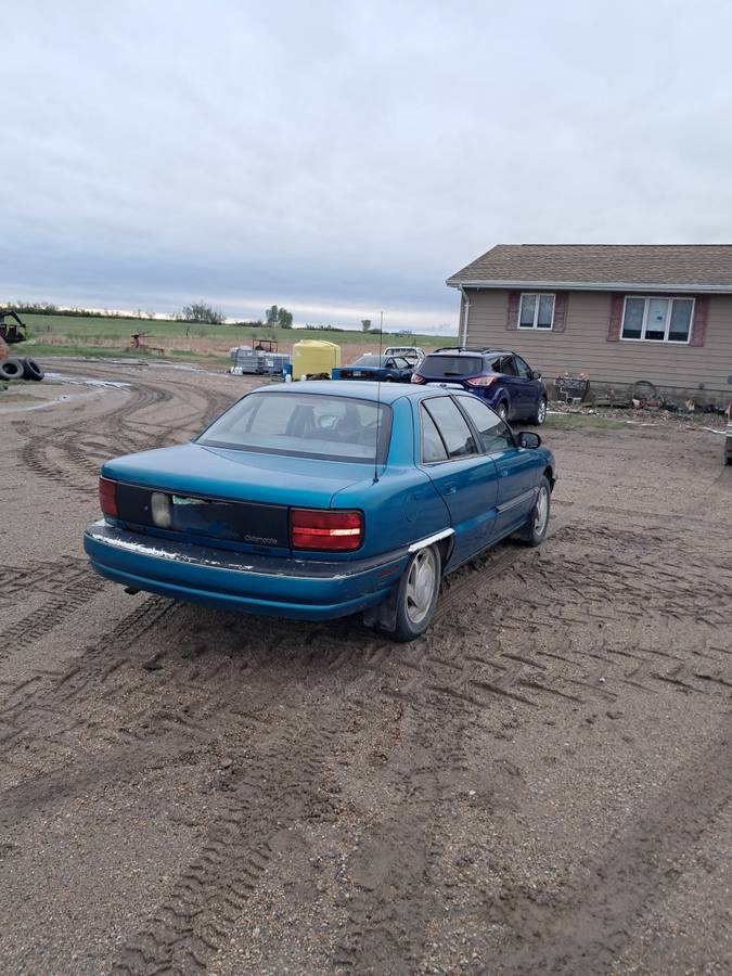Oldsmobile-1993-blue-3