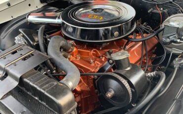 Oldsmobile-442-1965-white-39