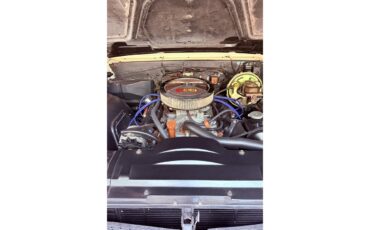 Oldsmobile-442-1967-White-Red-2