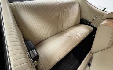 Oldsmobile-442-1969-Matador-Red-Parchment-37
