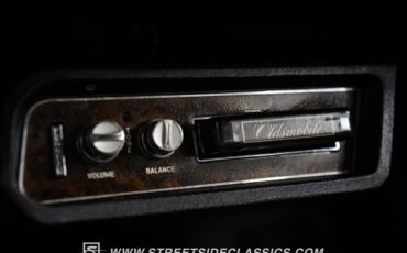 Oldsmobile-442-1969-White-Black-14