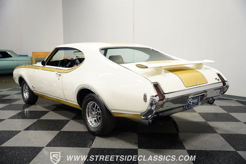 Oldsmobile-442-1969-White-Black-20
