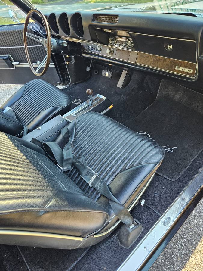 Oldsmobile-442-1969-black-8