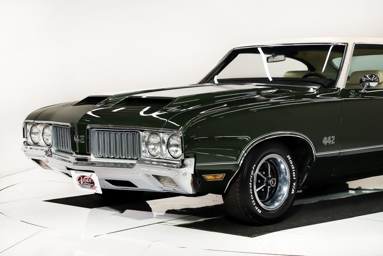 Oldsmobile-442-1970-Sherwood-Green-White-11