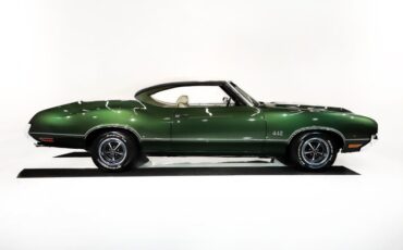 Oldsmobile-442-1970-Sherwood-Green-White-15