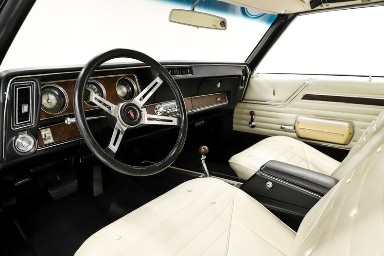 Oldsmobile-442-1970-Sherwood-Green-White-2