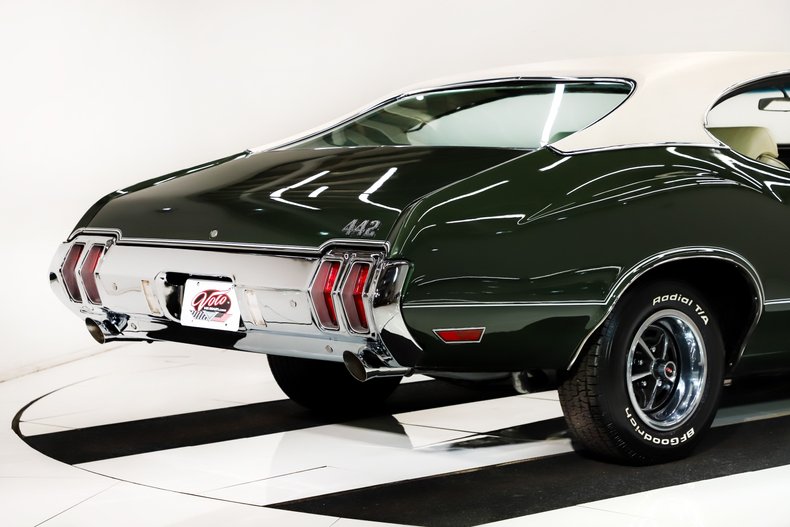 Oldsmobile-442-1970-Sherwood-Green-White-20