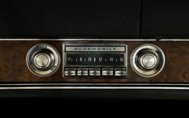 Oldsmobile-442-1970-Sherwood-Green-White-22