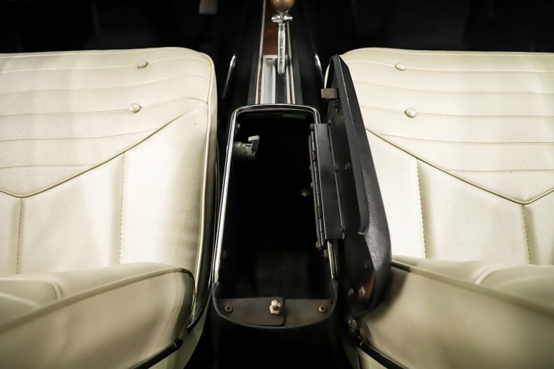 Oldsmobile-442-1970-Sherwood-Green-White-28