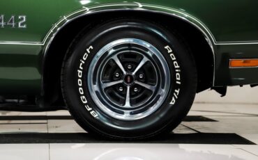Oldsmobile-442-1970-Sherwood-Green-White-41