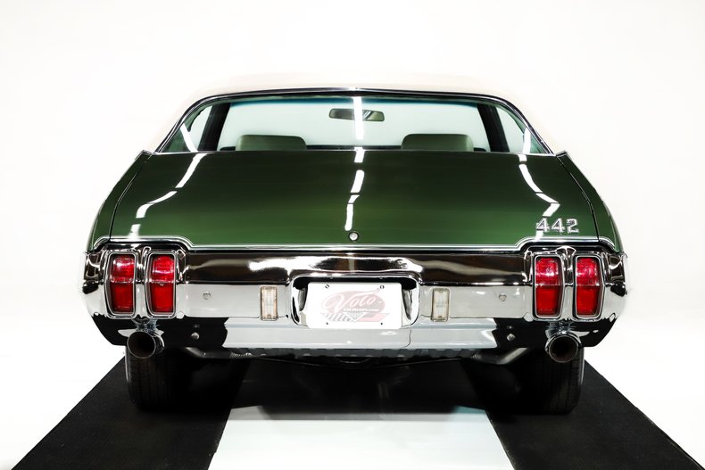 Oldsmobile-442-1970-Sherwood-Green-White-42