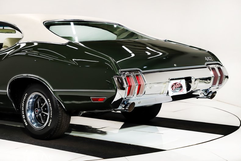 Oldsmobile-442-1970-Sherwood-Green-White-46