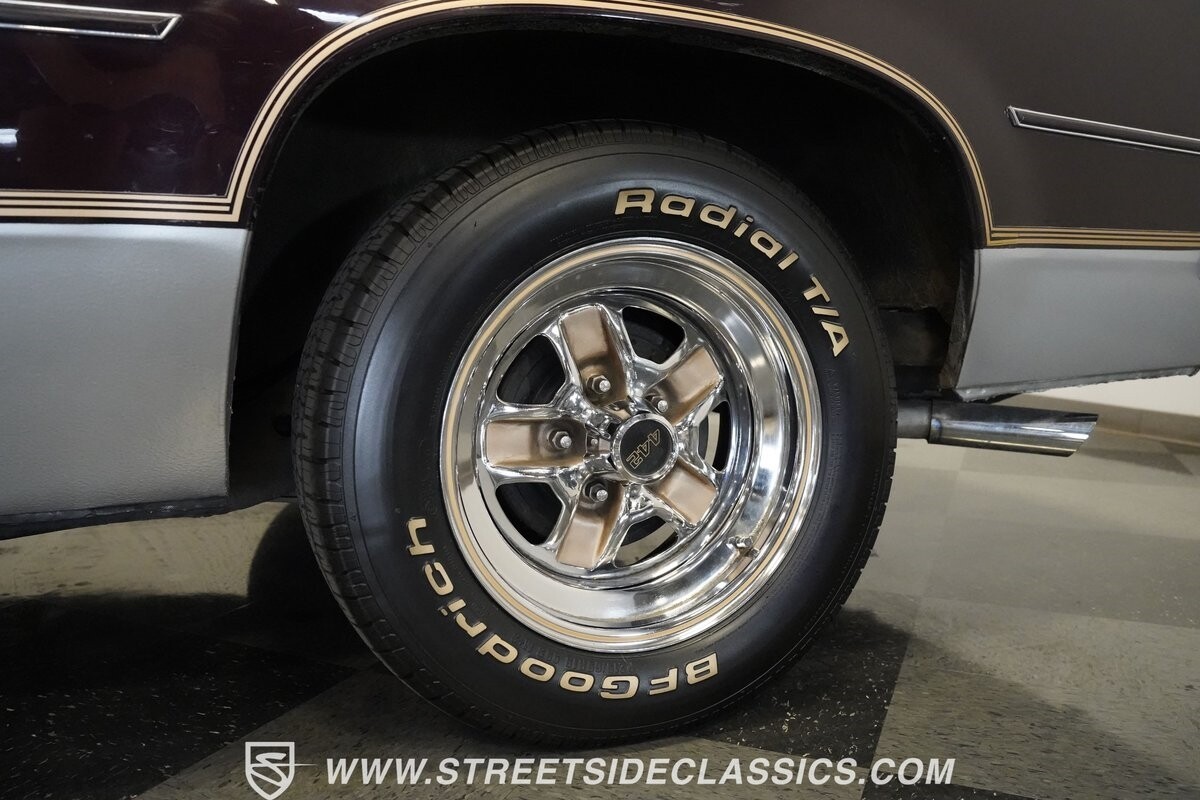 Oldsmobile-442-1986-Coupe-13
