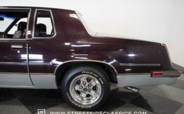 Oldsmobile-442-1986-Coupe-14