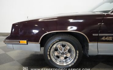 Oldsmobile-442-1986-Coupe-16